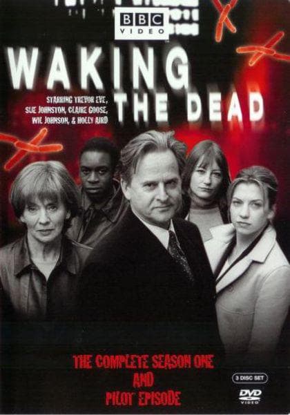 唤醒死者第一季海报